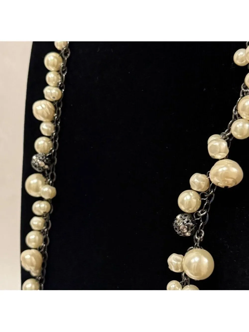 Chico's Gunmetal and Pearl Cluster Long Necklace New